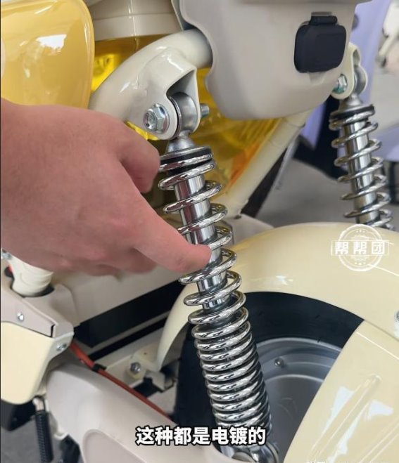 新国标电动车深度实测：动力、舒适与储物全解析