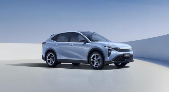 江铃易至羿驰05S：周末家庭出游的全能座驾