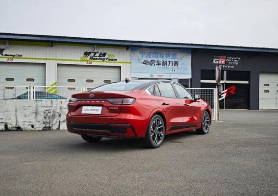 新款福特蒙迪欧中期改款升级 价值与性能全面提升