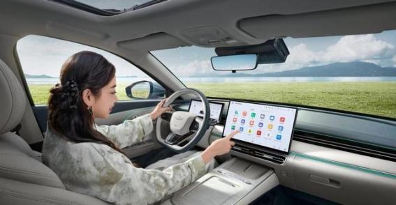 风云A8L：为年轻家庭量身打造的全能混动轿车