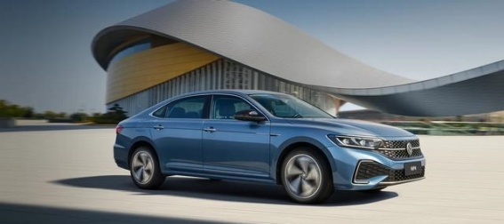 帕萨特与迈腾：德系双雄的定位与市场价值对比