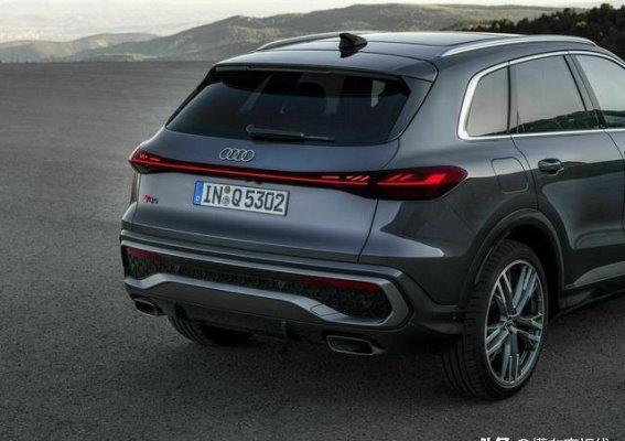 全新一汽奥迪Q5L实车曝光：轴距加长，搭载第五代EA888发动机