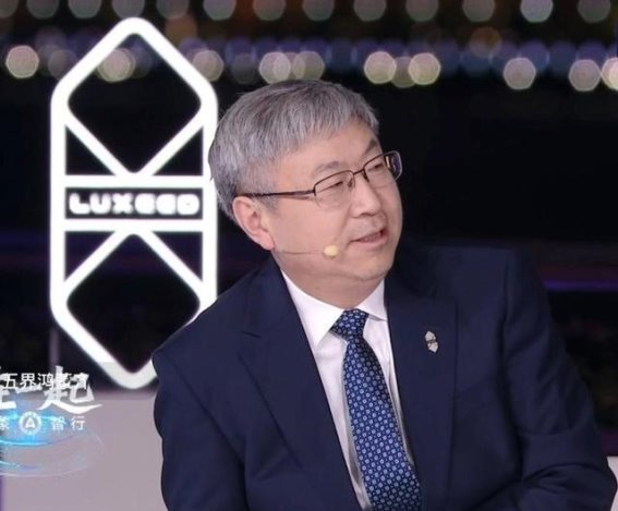 鸿蒙智行五界同框，2026年华系车智能化布局加速