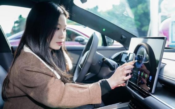 用理性价格兑现行政级质感，铂智7提前品鉴引发热度攀升