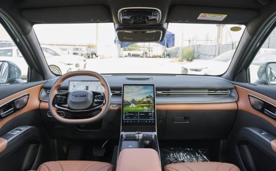 瑞虎8全方位守护家庭出行的安全与健康