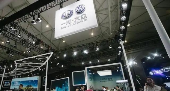 战略收紧下的权力重塑，大众集团在转型深水区的自我博弈