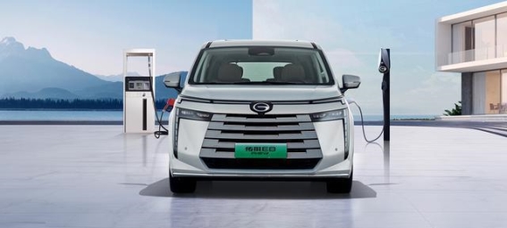 冬天新能源车续航揭秘：表显剩100还能跑多远