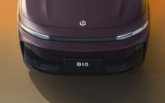 零跑B10：2025上海车展的智慧之选