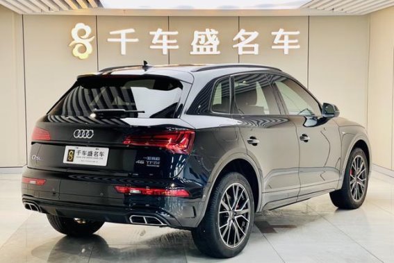 2024款奥迪Q5L 45TFSI 豪华动感型：豪华SUV的理想之选
