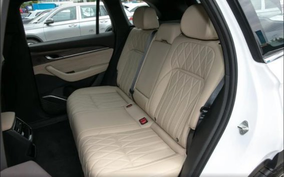 吉利星越L：完美平衡豪华与实用的家用SUV