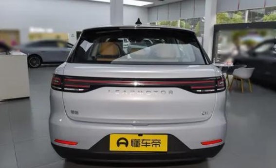 配备激光雷达与智能座舱的中型SUV，零跑C11值得入手吗？