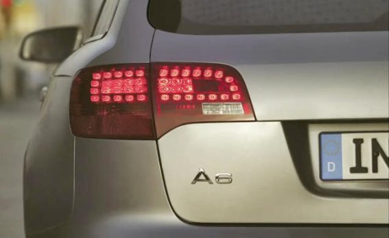 奥迪E5 Sportback的光影革新与科技引领