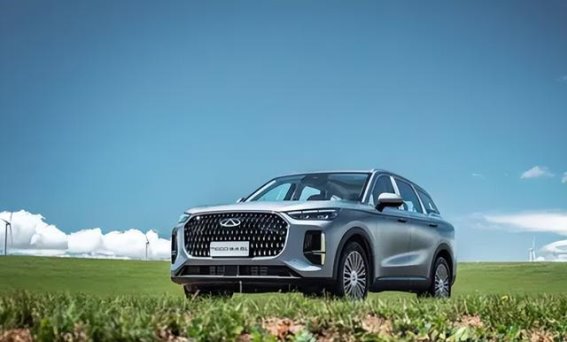 瑞虎8L：超高性价比家庭SUV，颜值与实力兼备