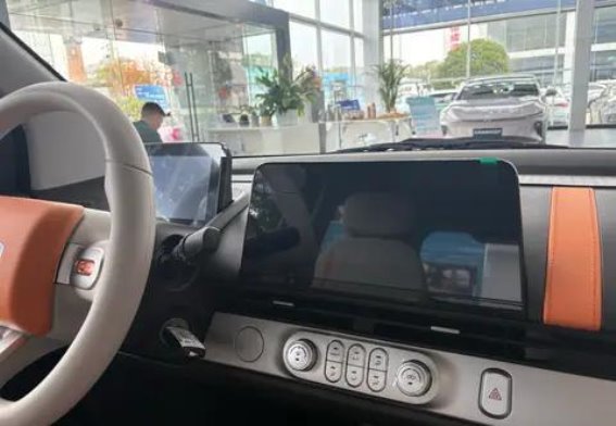 月薪五千买车不再是梦，长安糯玉米让你轻松拥有
