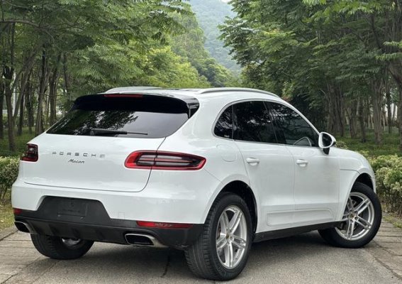 十六万购入二手保时捷Macan，尽享跑车梦