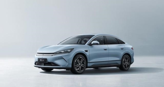 比亚迪秦L EV：一款面向未来的智能座驾