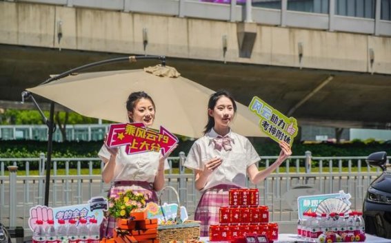 风云T9陪伴高考季 用实力与温情守护每一个梦想