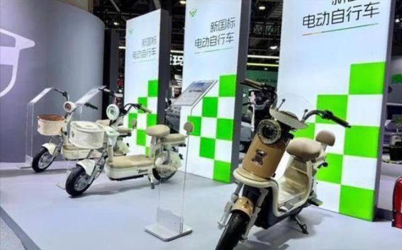 电动自行车新国标将实施，脚蹬子成历史，“小电摩”将退出市场