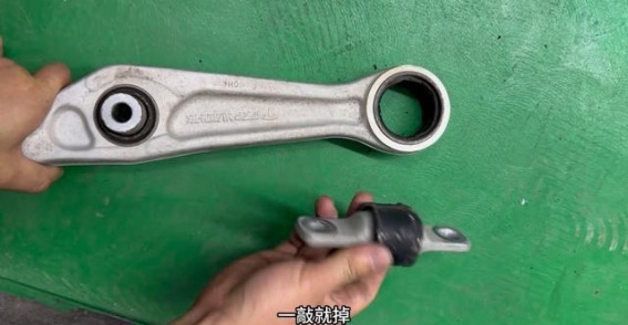 特斯拉Model 3底盘异响故障分析与维修对策
