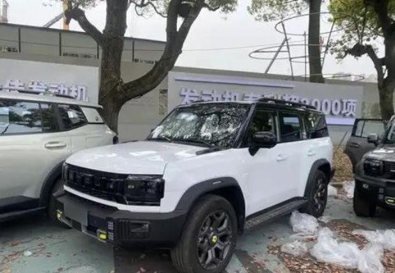 捷途旅行者加长版：突破性设计与越野性能的完美融合