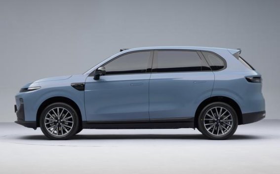 零跑B10：性价比与智能兼备的紧凑型纯电SUV