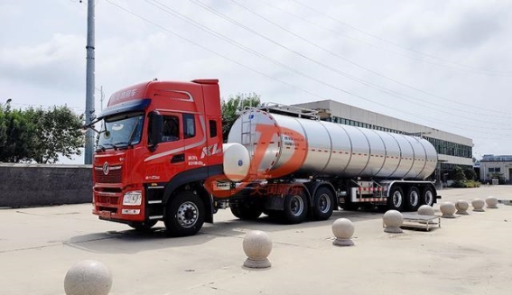 新东鲜奶运输车：为每一滴牛奶保驾护航