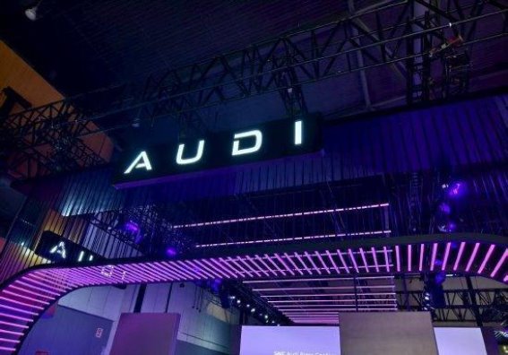 上汽奥迪为何抛弃四环车标？车展现场销售人员作出回应