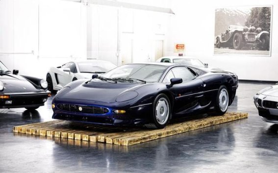 捷豹XJ220：被遗忘的速度传奇与英伦优雅