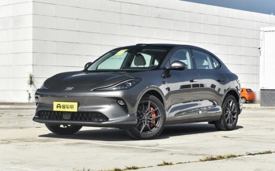 新一代智己LS6：兼具智能与舒适的全能家用SUV
