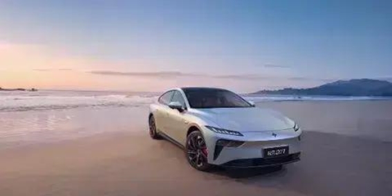 东风奕派eπ007:10-15万元电动车市场的年轻化新选择