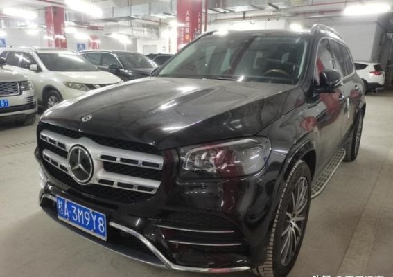 南宁奔驰GLS450二手车拍卖:71万元成交,二手豪车的市场风向