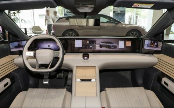 奥迪E5 Sportback:字母车标的崭新探索,未来感与豪华兼具