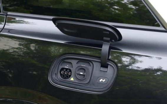 三款高端大三排SUV对比:乐道L90、问界M7、理想L8谁更值得首推?