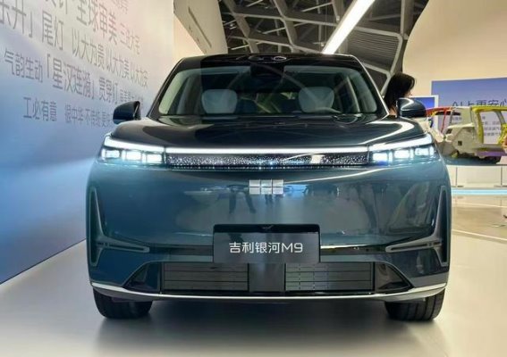 银河M9与零跑D19对比:20万级大型SUV的理想选择