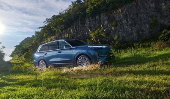 吉利银河M9:引领未来的AI旗舰SUV