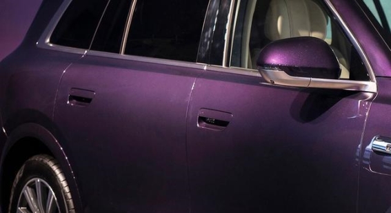 隐藏式门把手的未来:从设计创新到安全回归