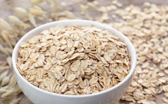 寒冷季节，痛风患者早餐应避开这4种食物