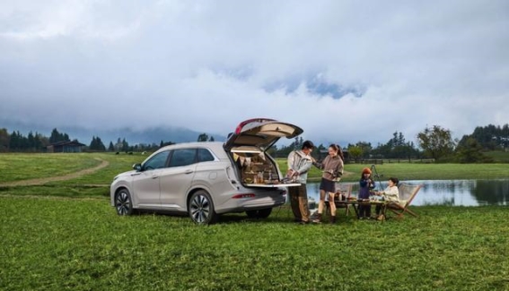 限时11.98万起，第三代蓝电E5 PLUS中型插混SUV全面升级