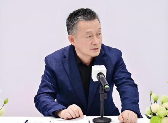 自主高管引领合资车企转型新局