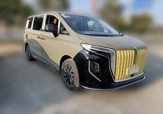 新一代红旗HQ9内饰全新升级：居家风格与智能化完美融合