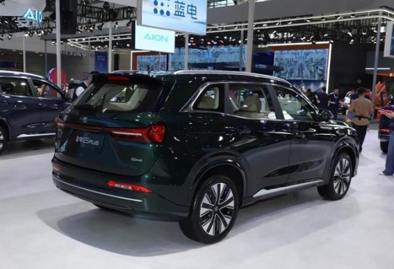 第三代蓝电E5PLUS：12万元价位的高性价比全能SUV