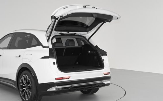 焕新极氪7X试驾：为全家而生的完美选择