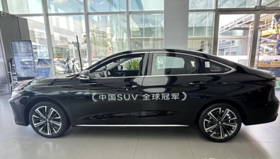 再探奇瑞艾瑞泽8 PRO：在理性与激情之间寻找均衡答案