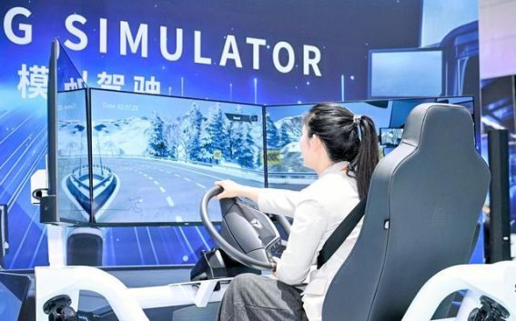 钢铁与温度的交响：中国重汽2026合作伙伴大会公众日全景体验