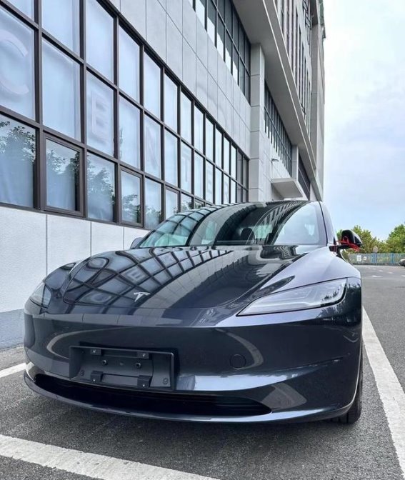 中美自动驾驶新战局：技术野心与安全逻辑的较量