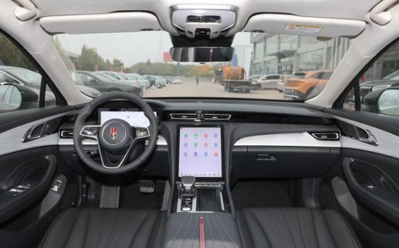 2025款红旗H5三年养车成本详解，买车需兼顾实用与经济