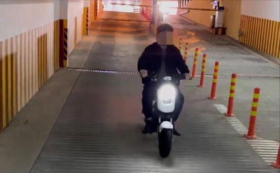 新国标电动车能否载娃？官方澄清与常见误解分析