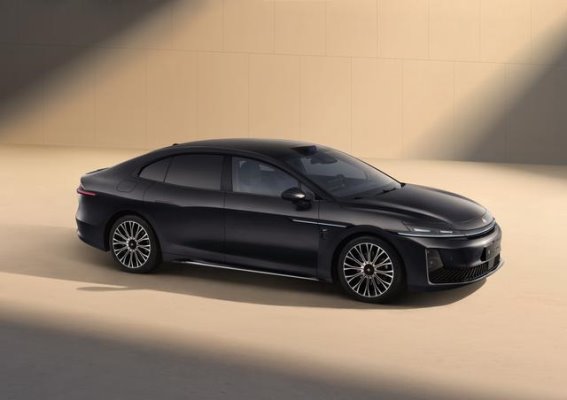 广汽昊铂A800：智能调节与舒适并行的智慧旗舰轿车