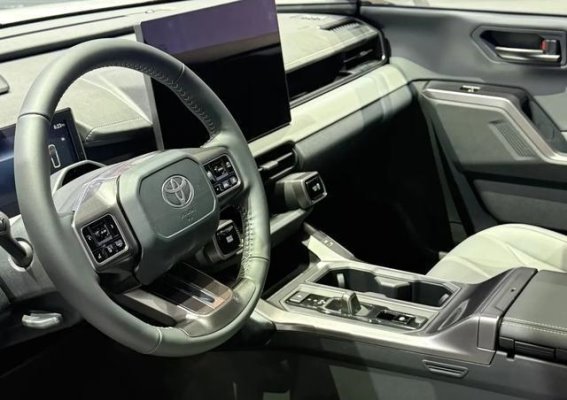 老公纠结国货与日系，风云T11和荣放双擎该怎么选