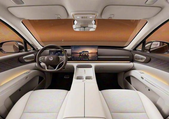 零跑D19官图发布，30万元级智能豪华SUV震撼亮相